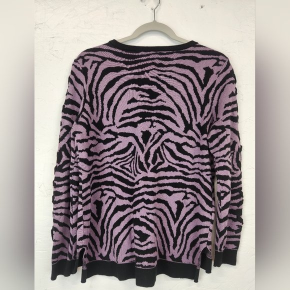 Rock‎ & Republic Pullover Keyhole Sweater Womens L Purple Black Tiger Stripe - Picture 2 of 5